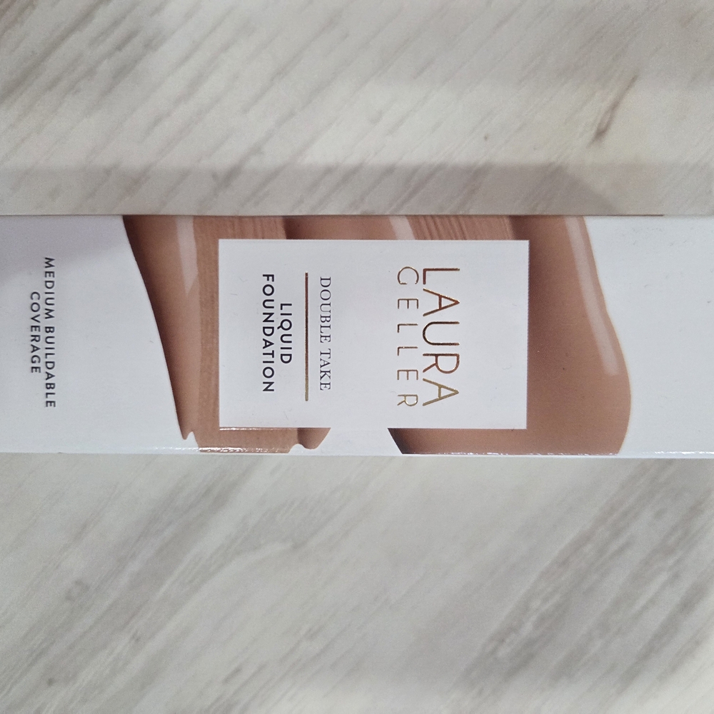 Laura Geller Double Take Liquid Foundation - Warm Tan - Picture 3 of 3